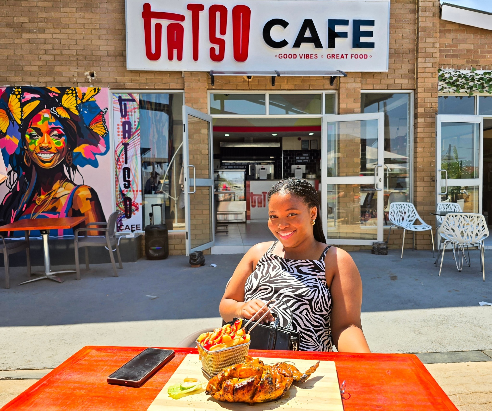 Cafe image 11